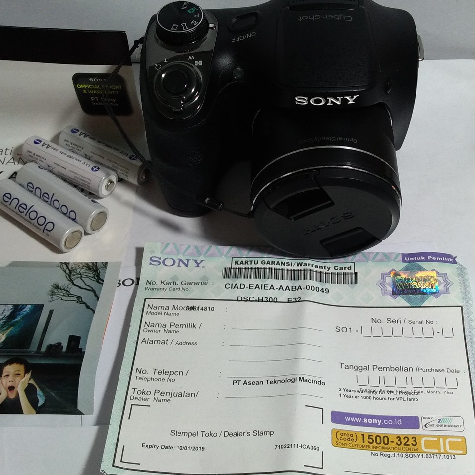 Sony Cyber Shoot DSC-H300 20,1 MP 35x Zoom Kamera Prosumer Bonus Tas dan Baterai