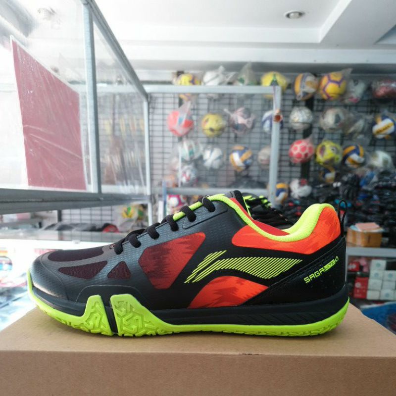 Sepatu Badminton Lining SAGA LITE 4