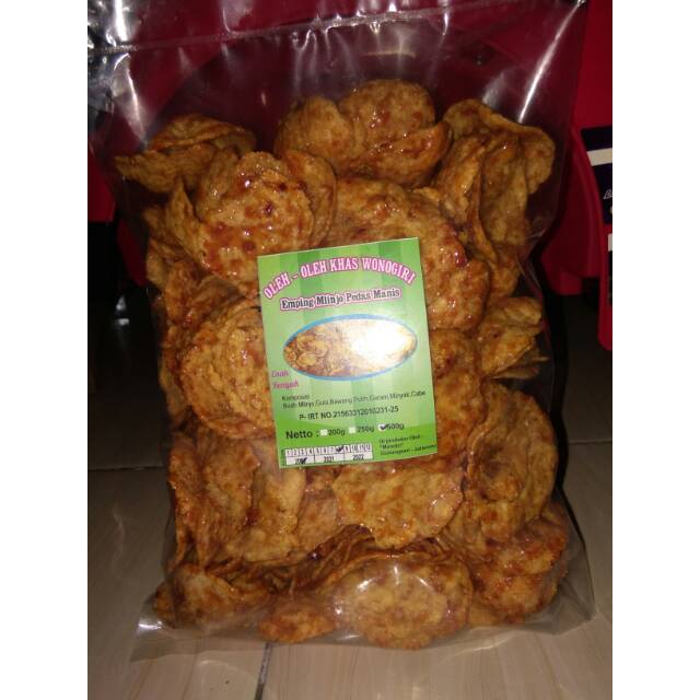 

Emping mlinjo tipis pedas manis 500 gr