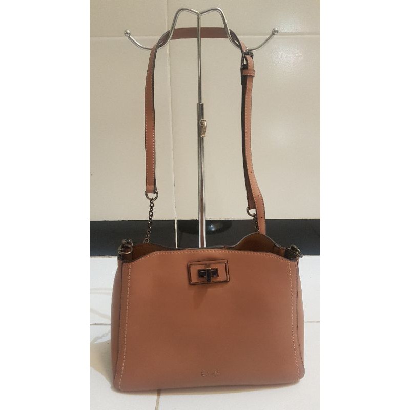 Preloved Sling Bag by Enji Palomino