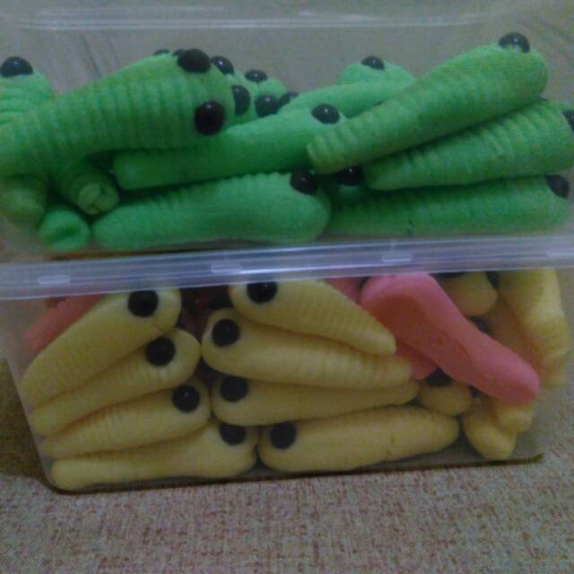 

Kue Kering Ulat