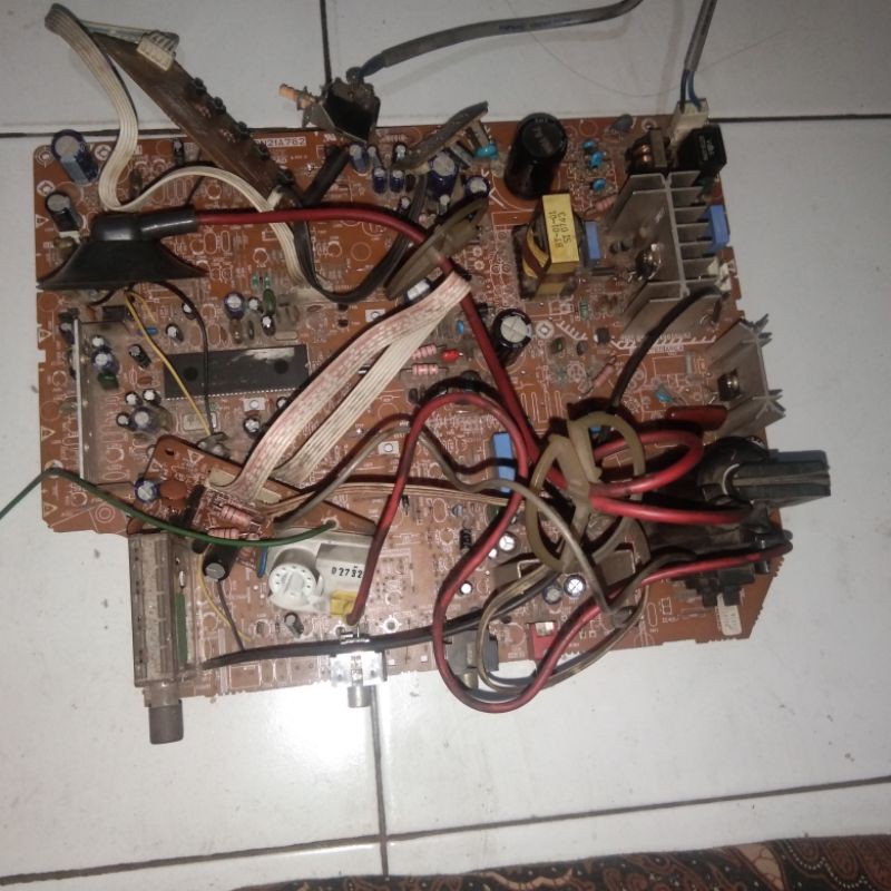 Mesin TV Tabung 14-17-21 inch Cabutan Polytron Minimax IC HBT0002G