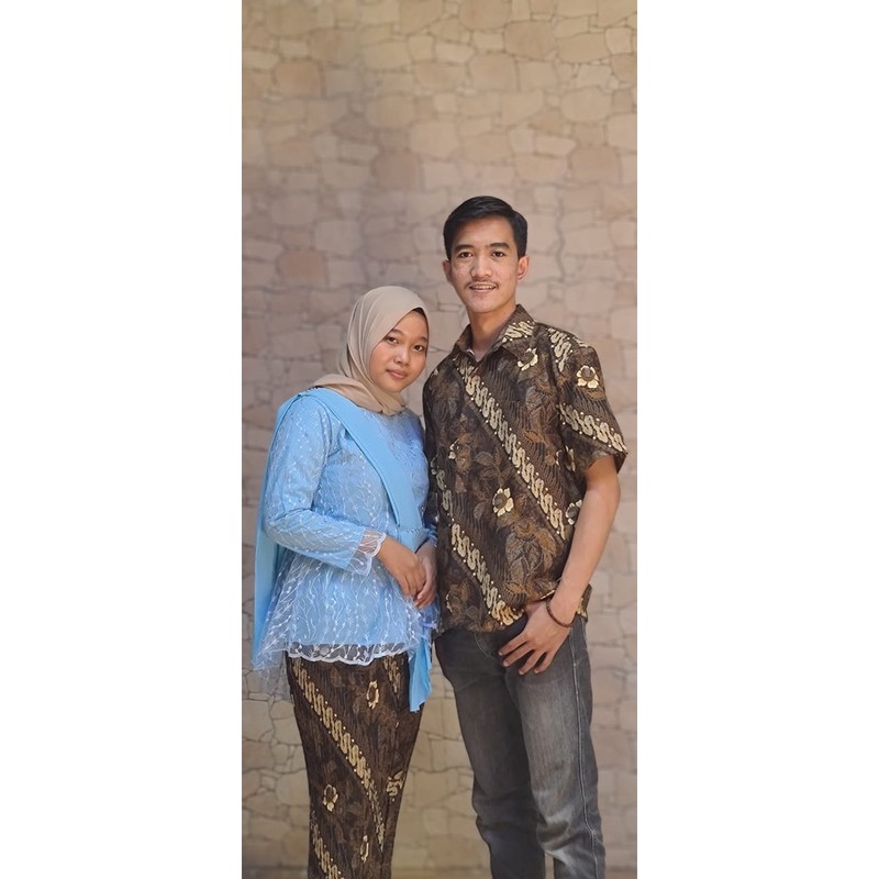 batik kebaya couple