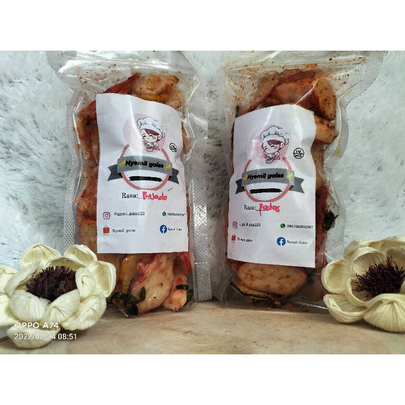 

*nyemilgaiss*Krupuk seblak