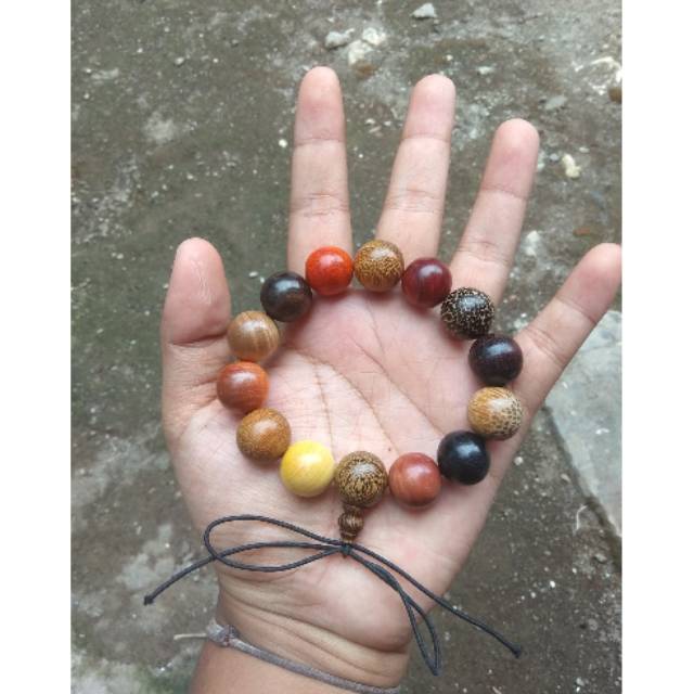 Gelang kayu kombinasi /gelang kombinasi 14 kayu Nusantara/gelang kombinasi
