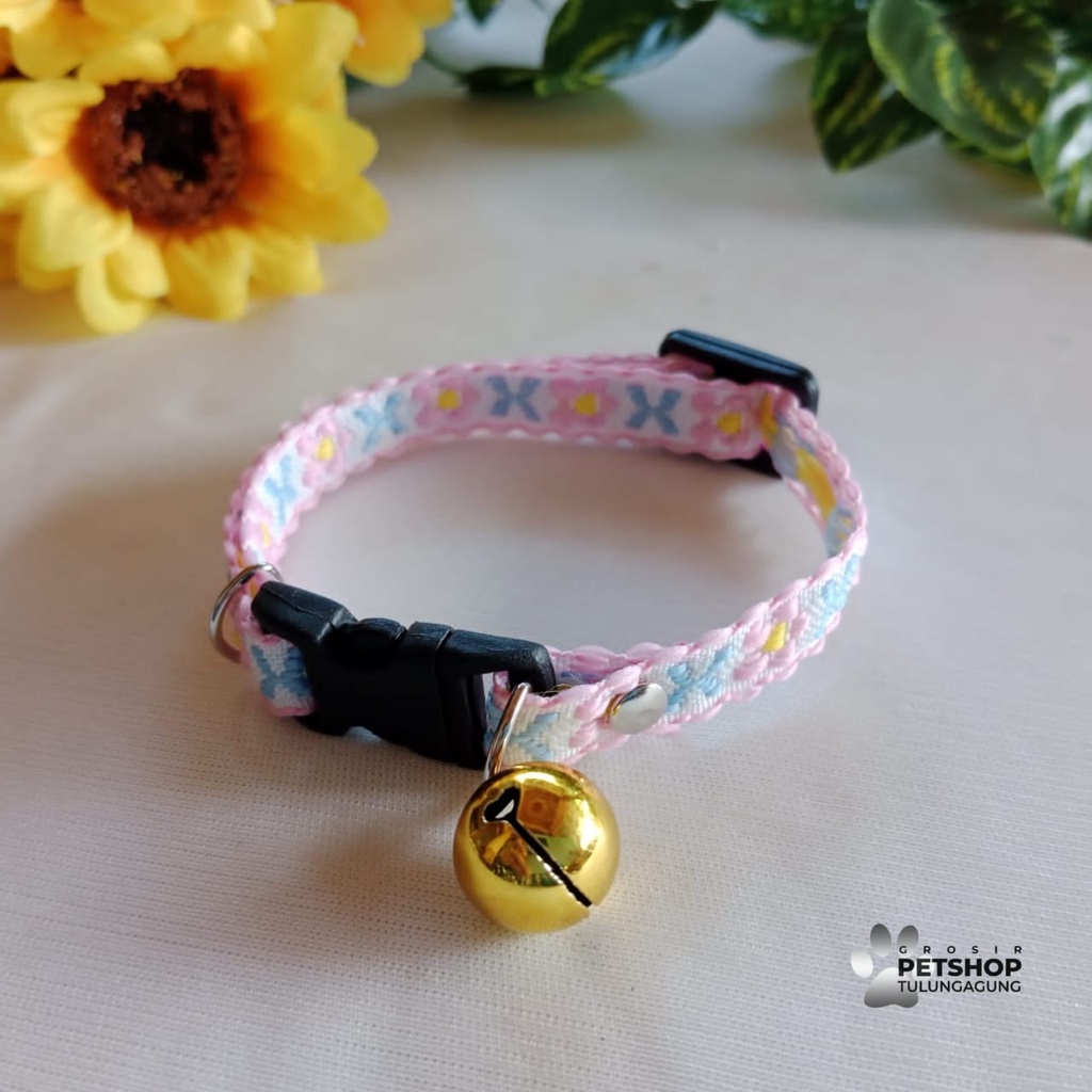 Kalung Kucing Dan Anjing Motif Bunga Silang 1 Lonceng bahan tebal