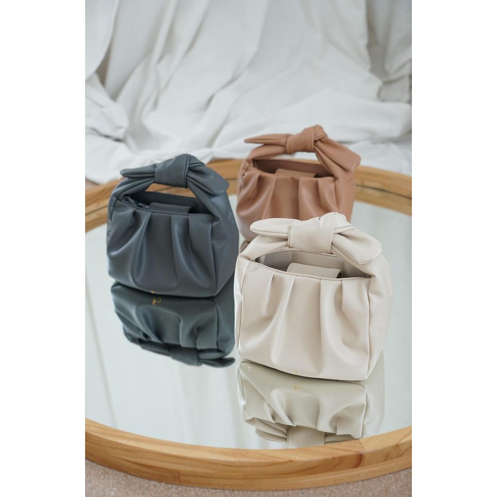 

Dimsum Collection - Xiao Long Bao - Soft beige
