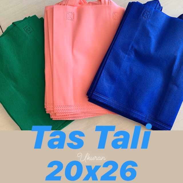 

LUSINAN (12pcs) - Tas Goodie Bag uk.20x25 - Tas Kain Polos- Tas Spunbond