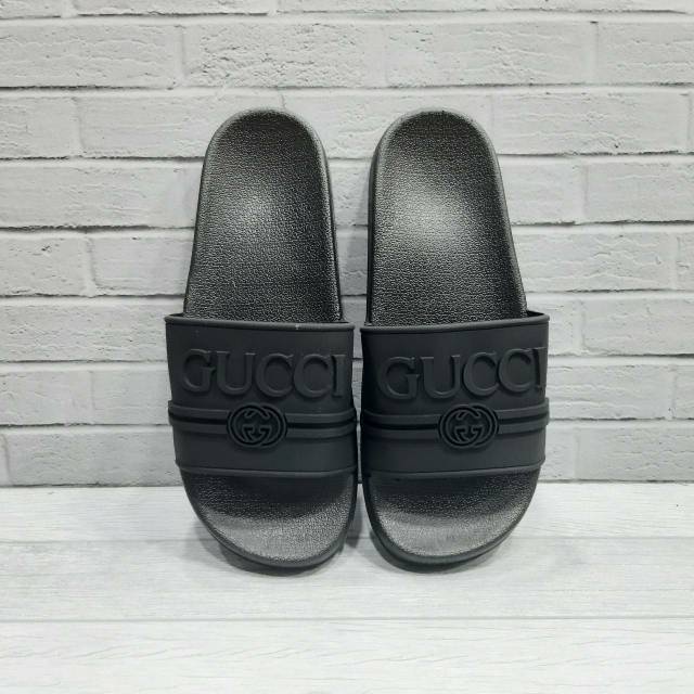 Sendal pria Sendal Slide (GUCCI)