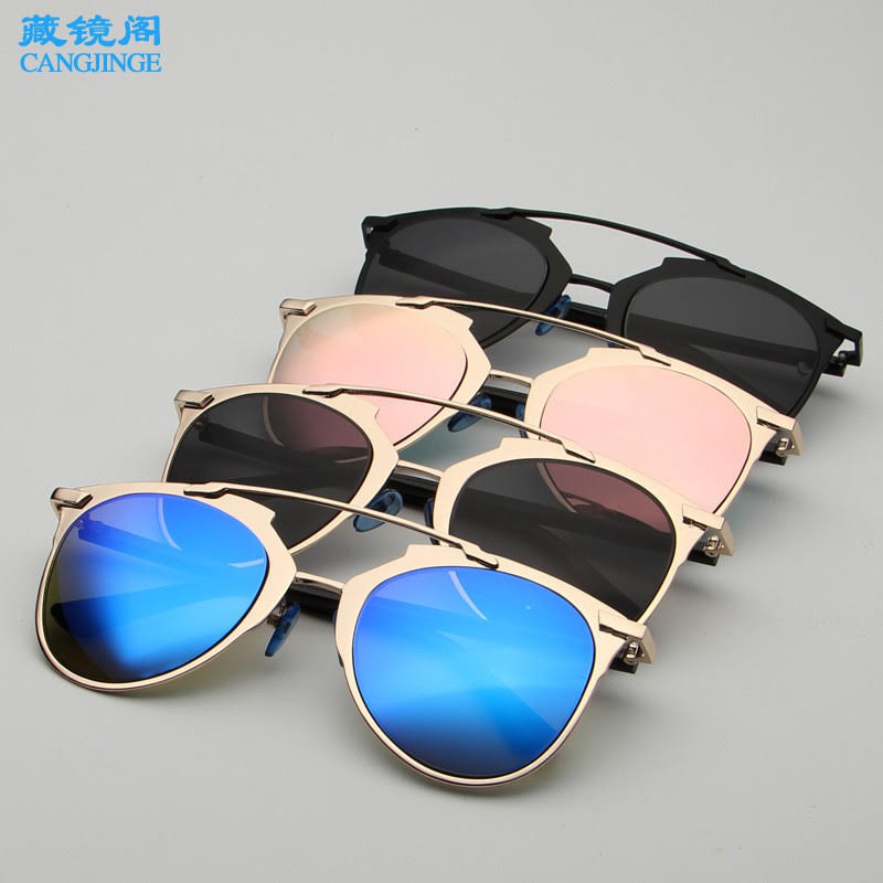 Anti UV Sunglasses Eye Cat - Kacamata Pria &amp; Wanita HM400 ( Group )