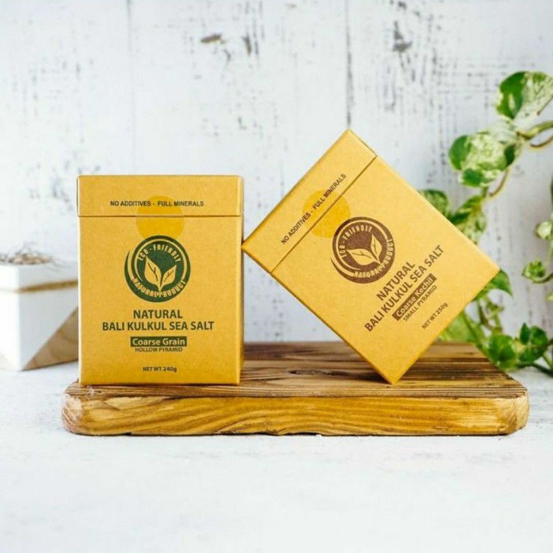 

Bali Kulkul Salt Hollow Pyramid (Coarse Grain) Box 240gr