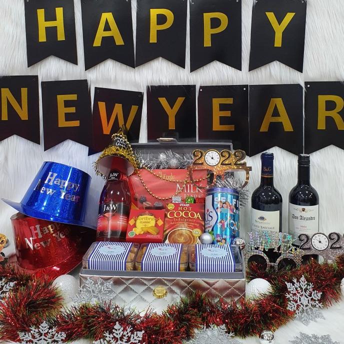 

PAKET HAMPERS TAHUN BARU HAPPY NEW YEAR HAMPERS KUE KERING PARCEL XCD521XS