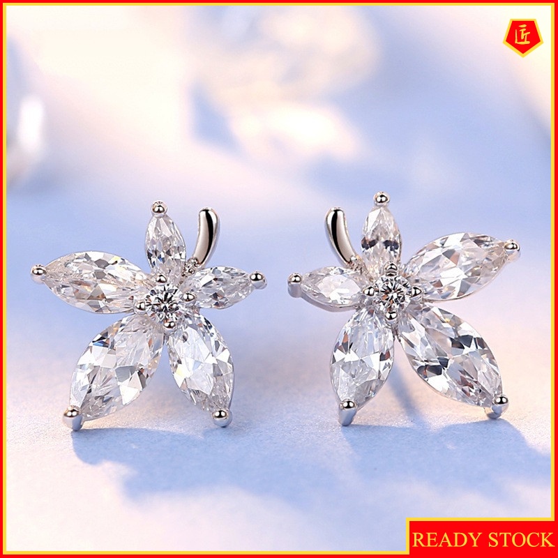 [Ready Stock]Simple Sweet Maple Leaf Diamond Silver Stud Earrings