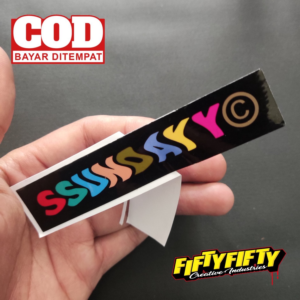 Stiker Print Cut BRAND DISTRO SUNDAY Warna Stiker Printing Laminasi Glossy Tahan Air Stiker Motor Mobil Helm Sudah Membentuk Pola Desain