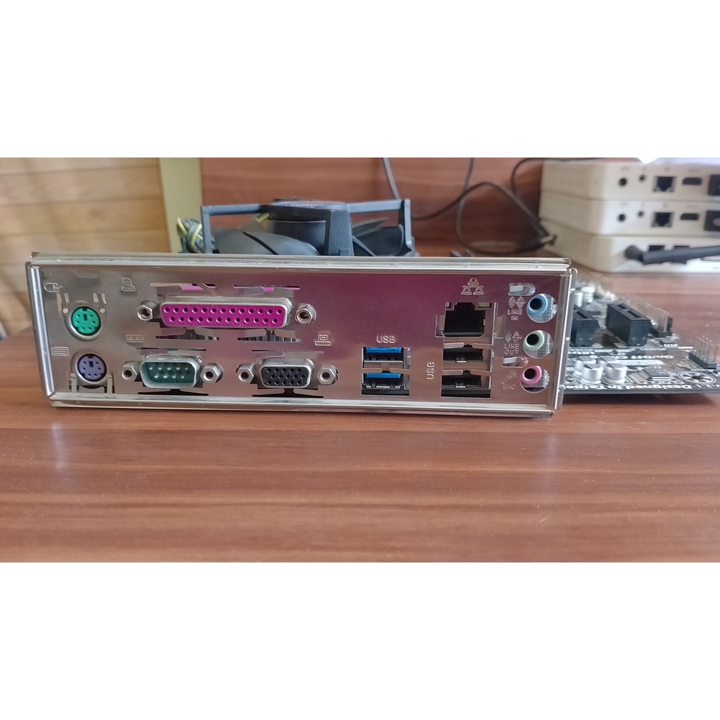 PAKET MOTHERBOARD GIGABYTE 1150 PROSESOR