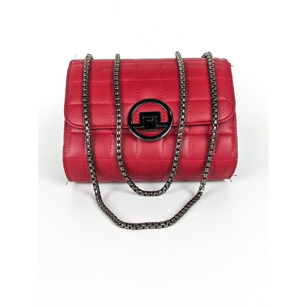 Tas Cewek Selempang Merah Puffy Tali Rantai Panjang