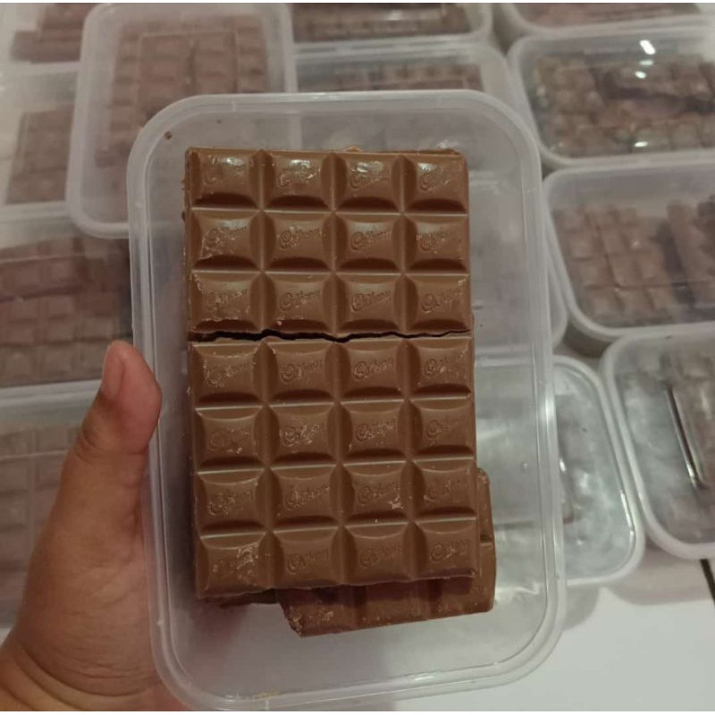 

Cadbury patahan mulus