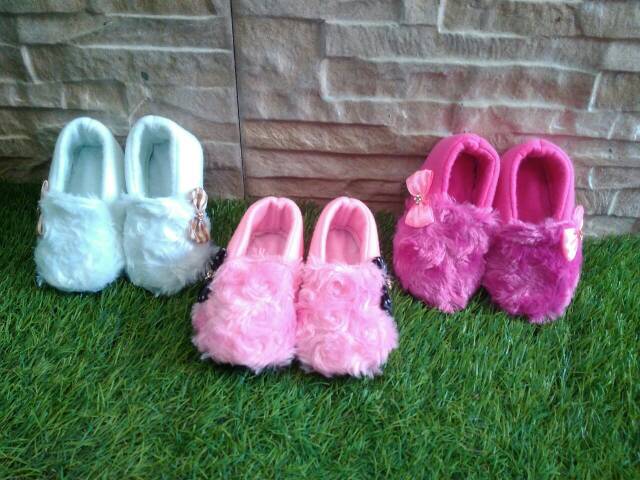 Sepatu bayi terbaru (wakai Fur)
