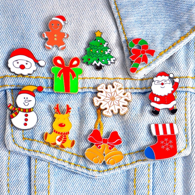 Bros Bentuk Rusa Snowman Pohon Natal Warna-Warni Bahan Alloy