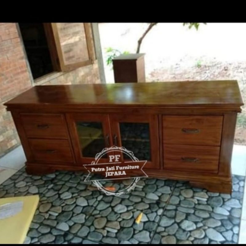 Bufet TV model minimalis jati - Lemari pendek hias ruangan