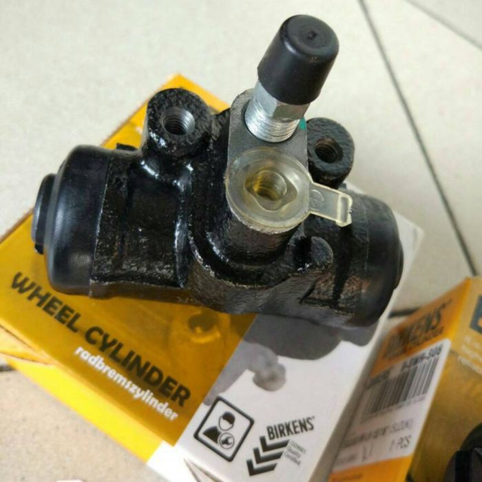 Wheel Cylinder Master Rem belakang tipe Escudo Sidekick Vitara SATUAN