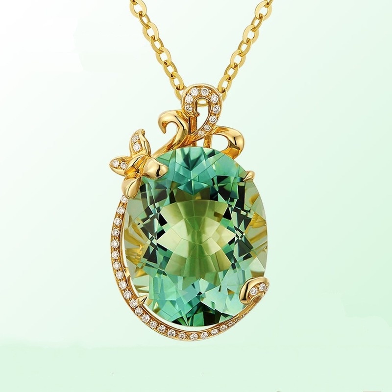 [Ready Stock]Fashion Luxury Inlaid Green Gemstone Pendant Butterfly Necklace