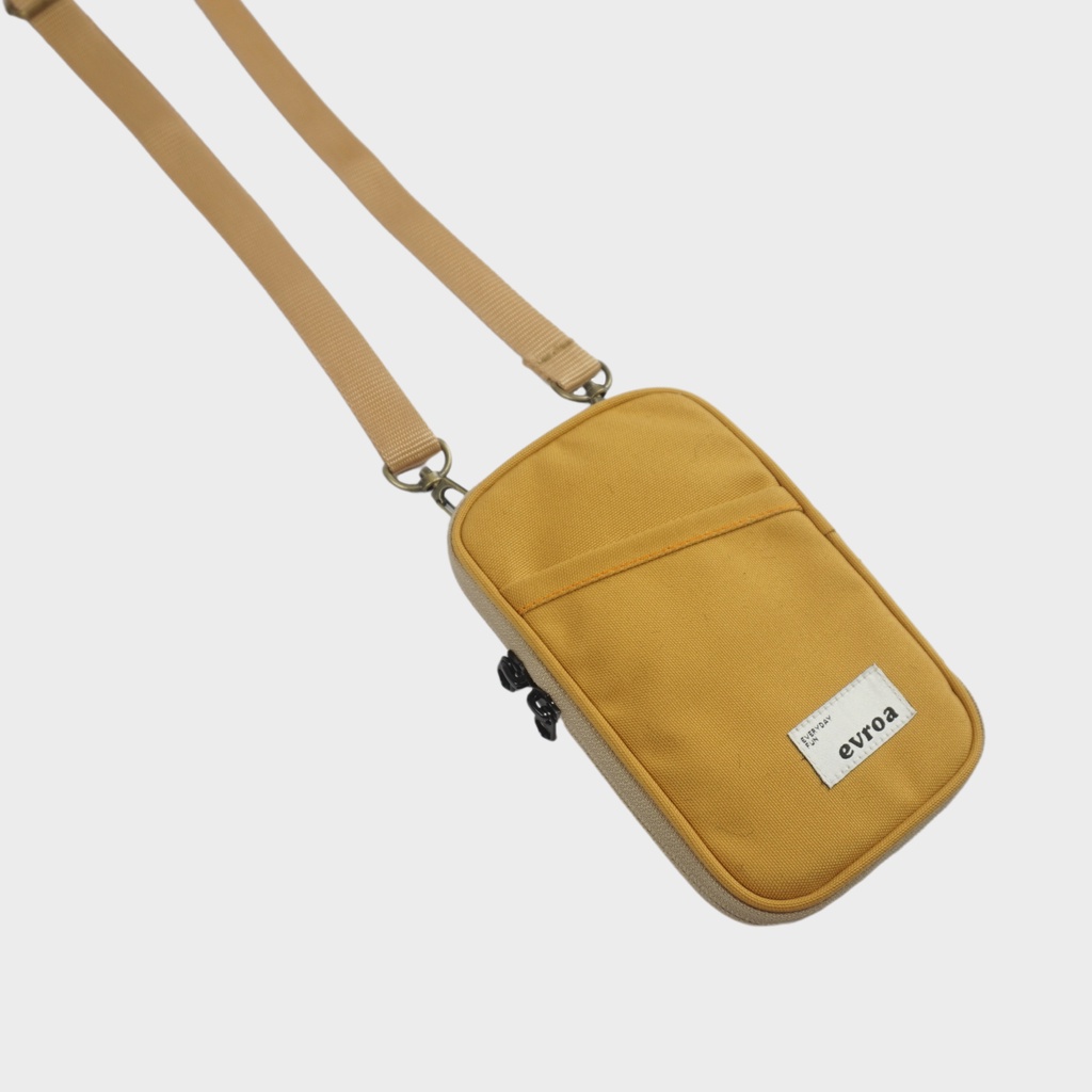 Evroa Polka Sling Phone - Honey