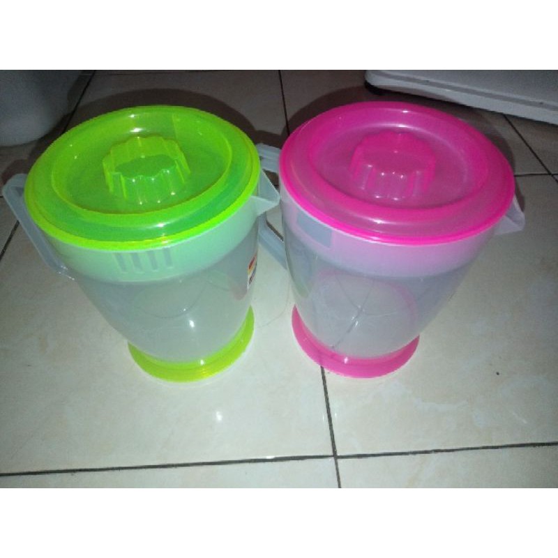 Eskan air 1,4 liter / teko plastik / tempat air minum /pitcher