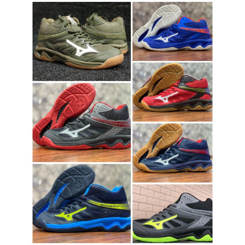 mizuno thunderblade mid 1 premium mizuno thunder blade 1 mid premium sepatu voli sepatu olahraga