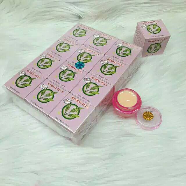 

CREAM HERBAL PLUS HOLO M (per 3pcs)