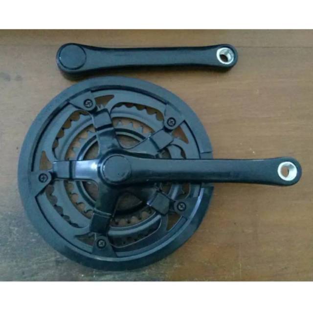 Crank set 3 speed. Mtb seli.
