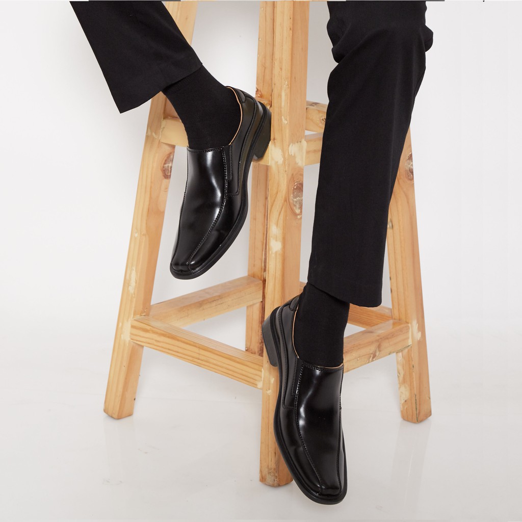 Sepatu  Pantofel Formal Kerja Kantor Kulit Pria S. van Decka MUT18