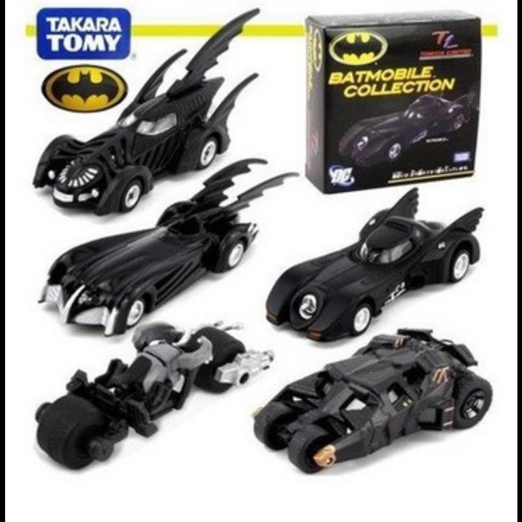 takara tomy batmobile