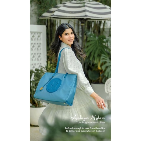 Buttonscarves Aaliya Nylon Tote Bag