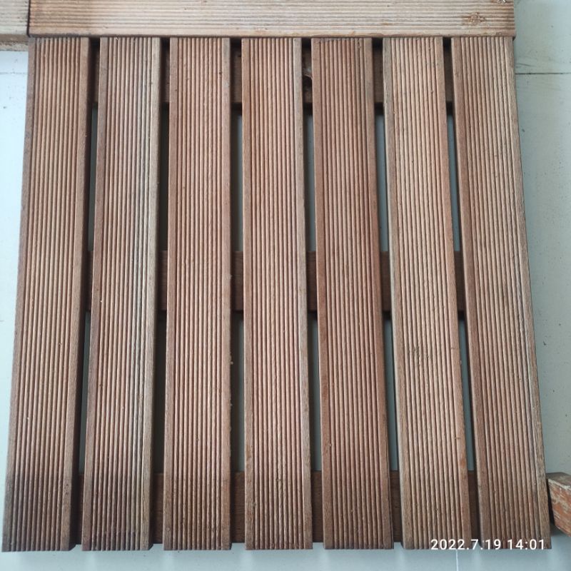 Lantai Kayu Deck Tile Garden Tile Pagar Kayu Decking Bengkirai