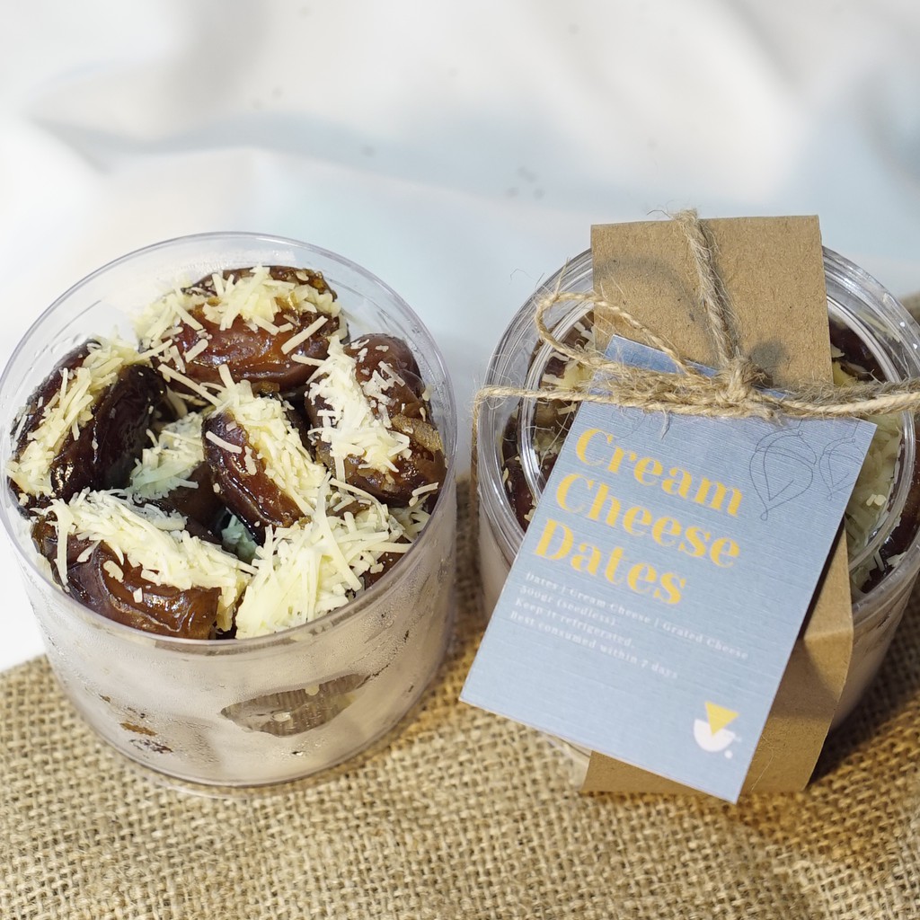 

Kurma Premium isi Cream Cheese - Cream Cheese Dates - Kurma Keju