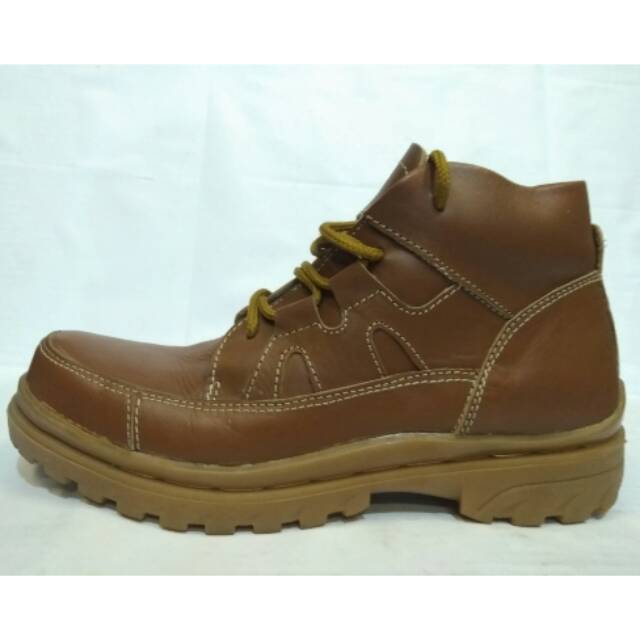 Sepatu Boot kulit ,sepatu, sepatu malky boot kulit, sepatu tracking ,sepatu touring, soll pentil