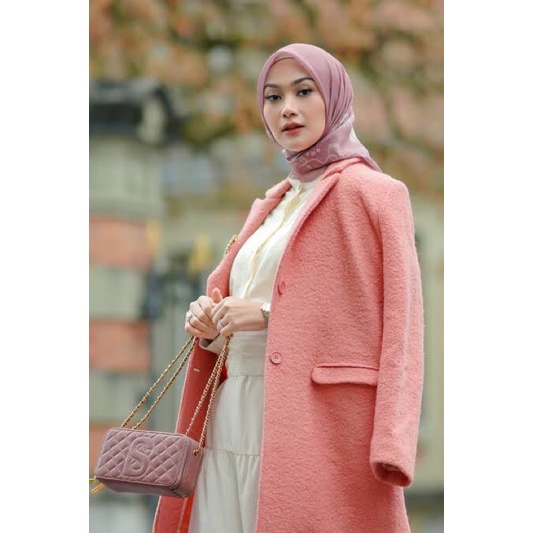 Buttonscarves Nada Series