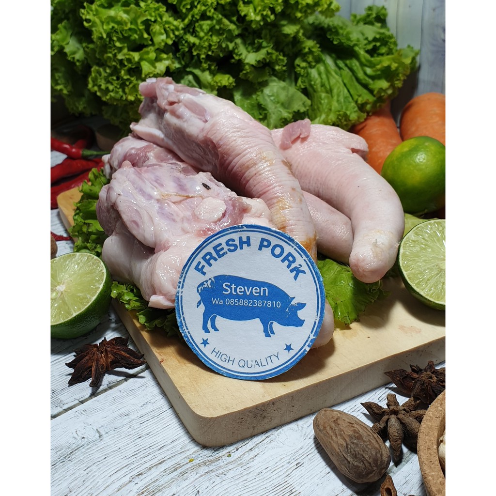 

BUNTUT BABI - FRESH PORK TAIL