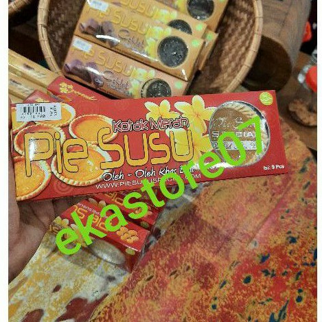 

Pie Susu Kotak Merah