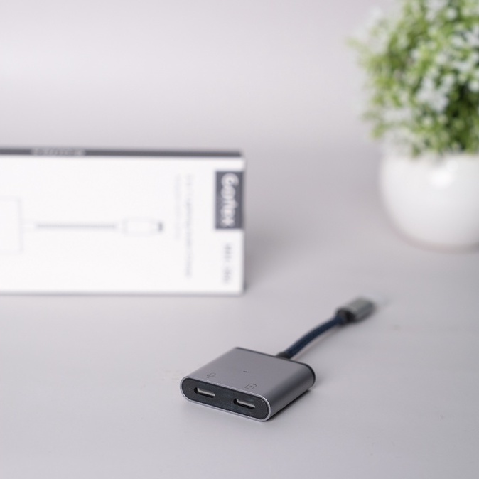 Cortex Splitter MH386 2in1 Lightning to Lightning Audio + Charge