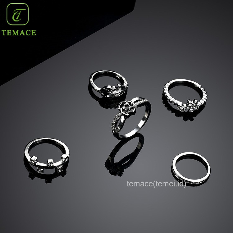 Cincin titanium Set Berlian Imitasi Elegan Korea Wanita 5pc