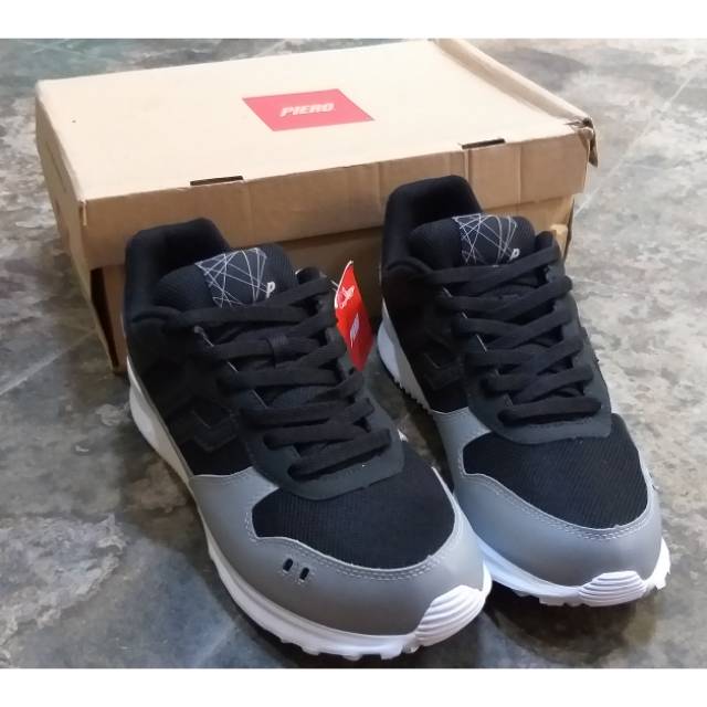 Sepatu piero jogger flint warna hitam grey ukuran 41 original