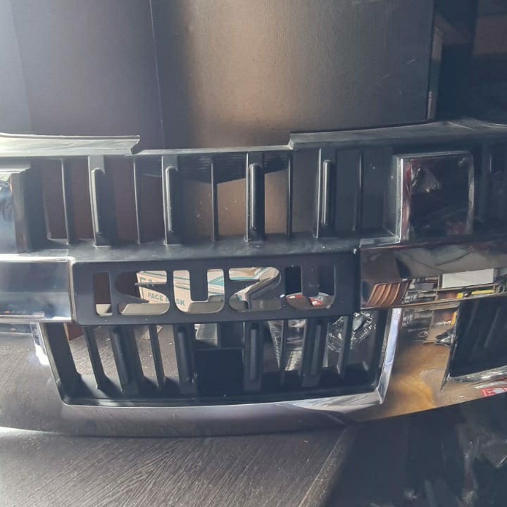 Grill Isuzu Panther Touring Original