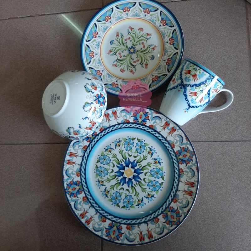 SET TUNISIA DINNER SET ISI 16PC (4 DINNER PLATE 4 SALAD OLATE 4 BOWL 4 MUG)/MOTIF TUNISIA MOTIF MARO