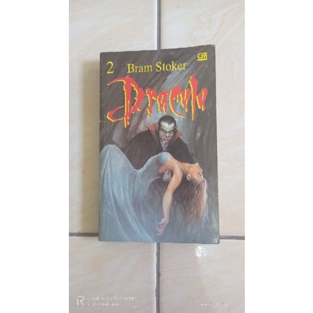 BRAM STOKER-DRACULA.