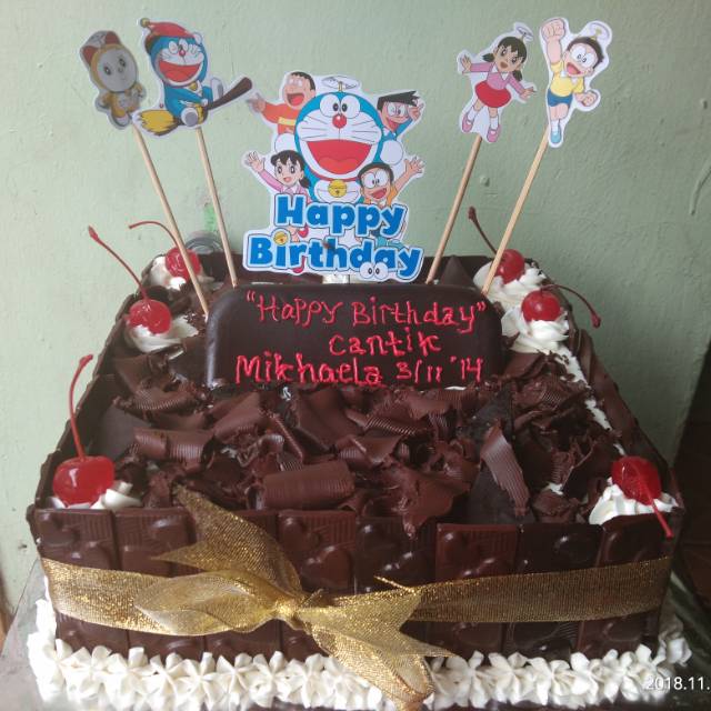 

Kue tart Blackforest