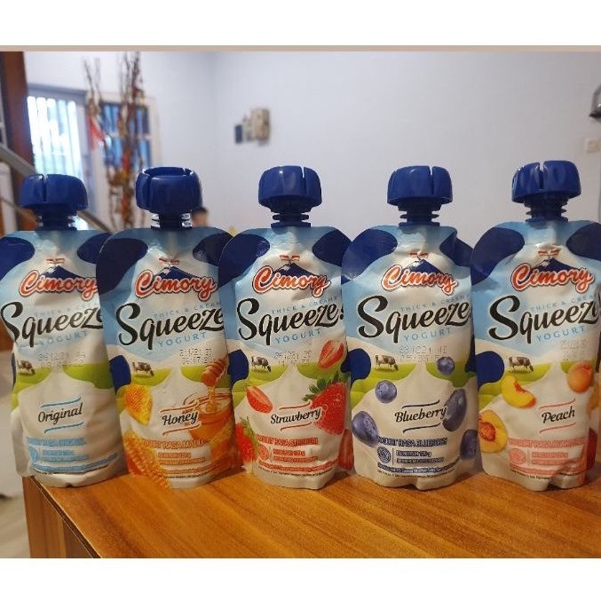 

PROMO !! Cimory SQUEEZE Yogurt ORIGINAL/ STROBERI/ PEACH/ BLUEBERRY /HONEY 120ml.