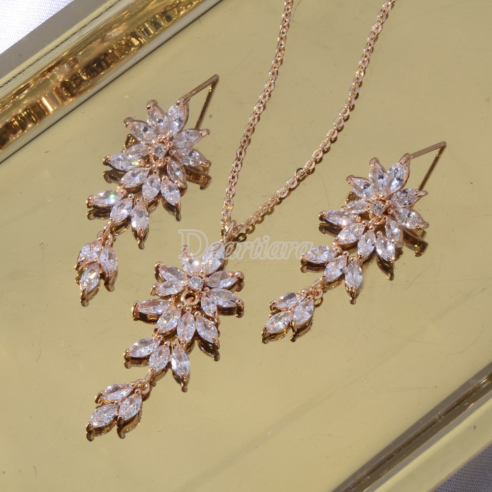 Set Kalung Anting Rantai Desain Bunga Aksen Zirkon Untuk Aksesoris Gaun Pengantin