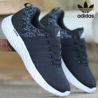 sepatu sneakers adidas original